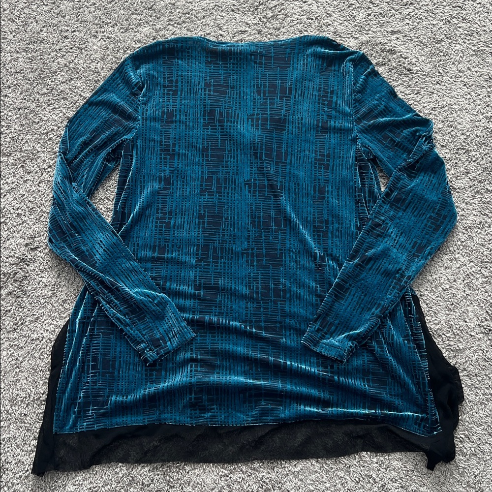 Simply Vera Vera Wang Turquoise Velvet Burnout Tunic Top Sheer Hemline - Size M - Picture 2 of 8
